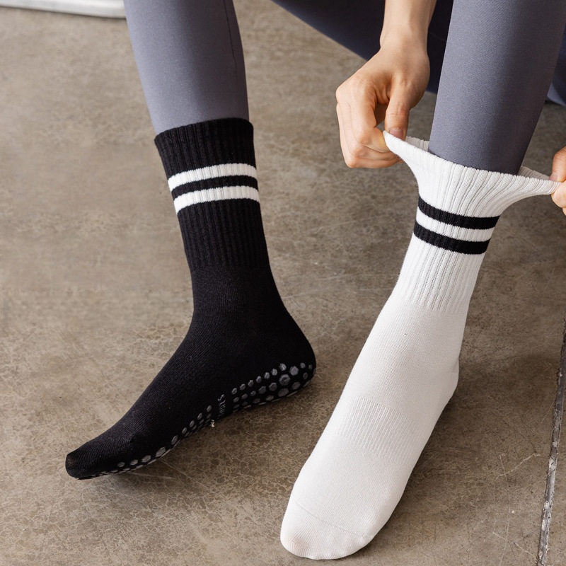 Women Non Slip Yoga Socks, Gri - огляд і ціна Yoga Fitness Set