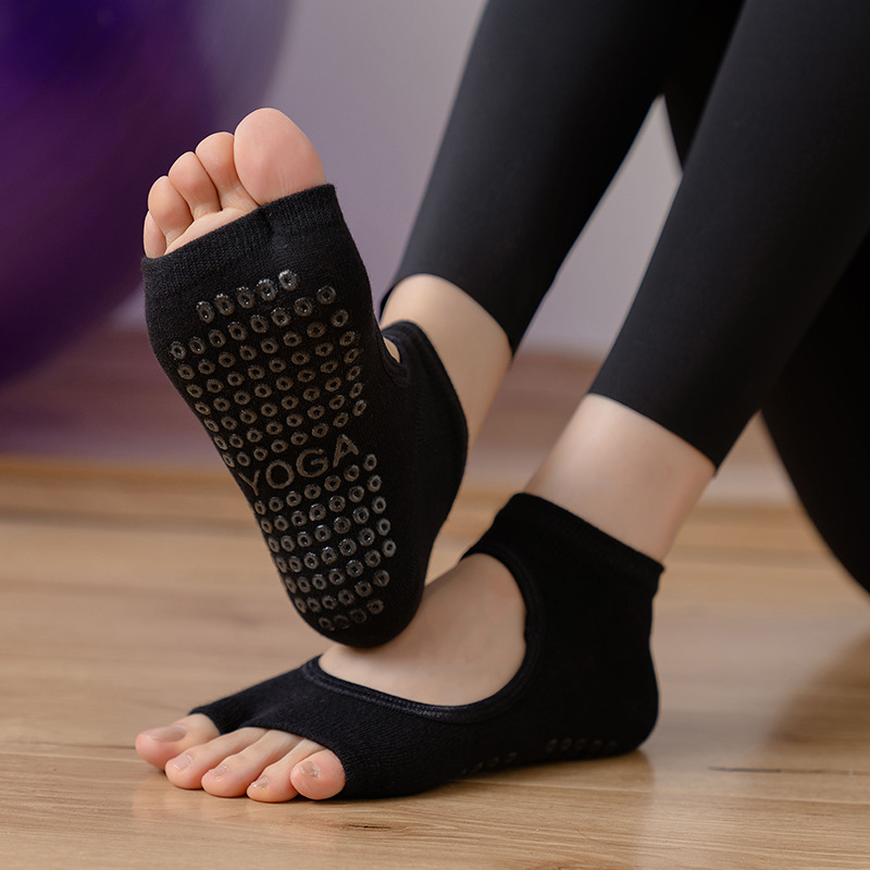 Split 2 Toe Yoga Socks Breatha - огляд і ціна Yoga Dance & Fitness Center Llc